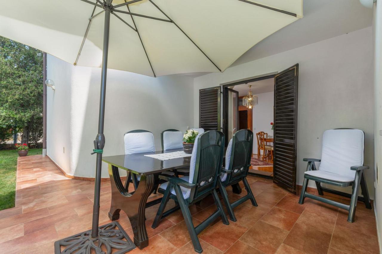 Holiday Apartment Suzana Rovinj Exterior photo